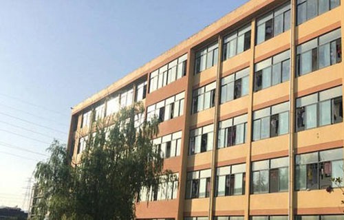 广西柳州商业技工学校