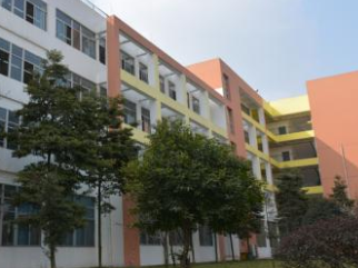 崇州市电子职业技术学校