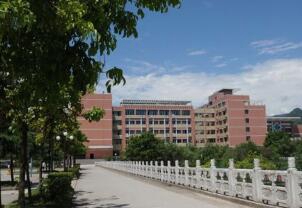 重庆市城口县职业教育中心