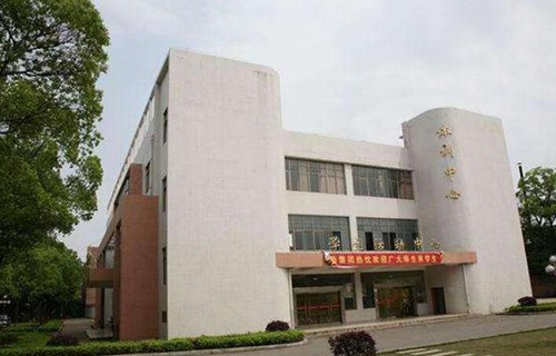 徐州生物工程学院