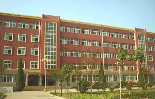 罗平县职业高级中学