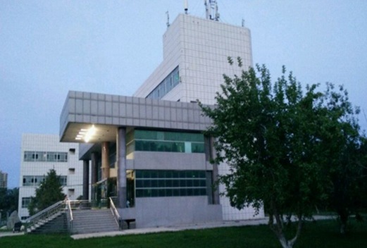 新疆维吾尔医学专科学校