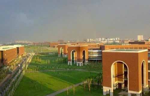 新疆轻工职业技术学院