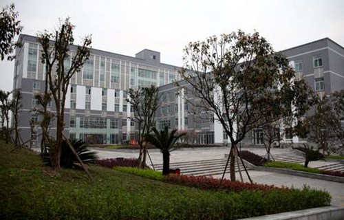 临海东湖职业技术学校