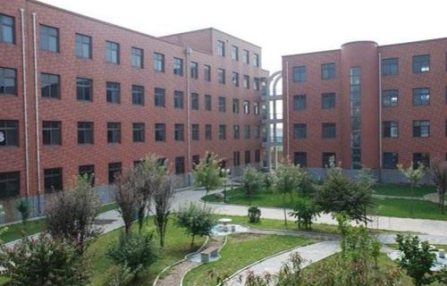 汉中科贸技术学校